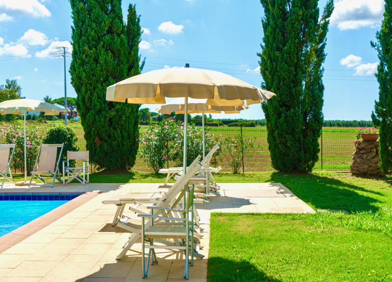 Appartamenti In Residence Villa Santa Maria San Vincenzo Luaran gambar