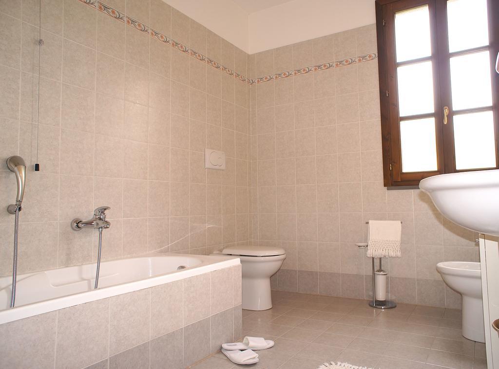 Appartamenti In Residence Villa Santa Maria San Vincenzo Bilik gambar
