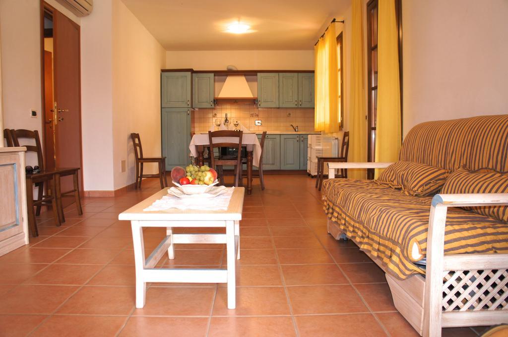 Appartamenti In Residence Villa Santa Maria San Vincenzo Bilik gambar